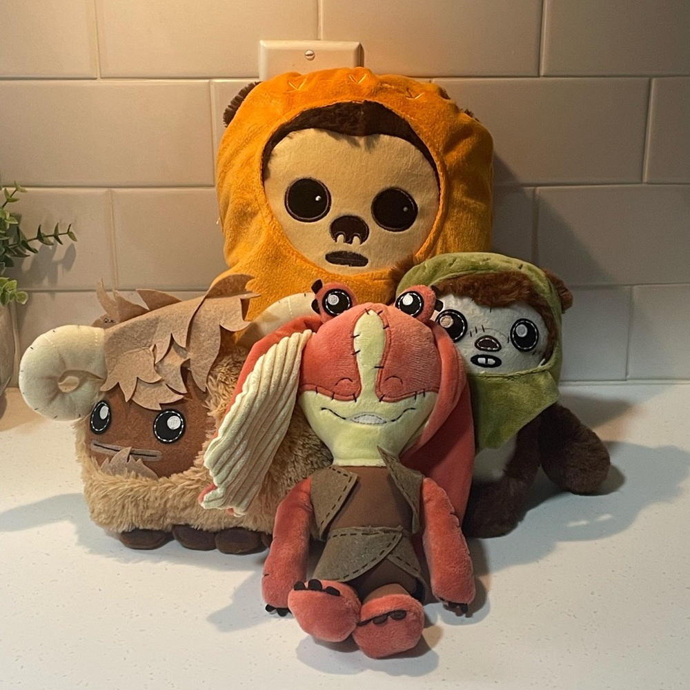 Star Wars Lot of 4 Plush Character Dolls
